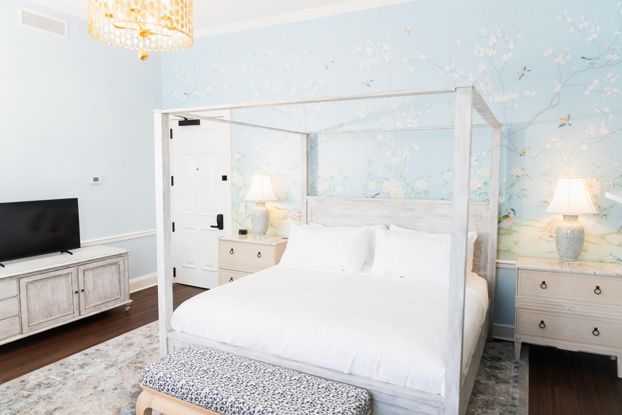 The Harvey New Bern Quarto foto